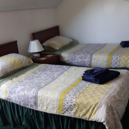 Victoria Inn Алстон Экстерьер фото
