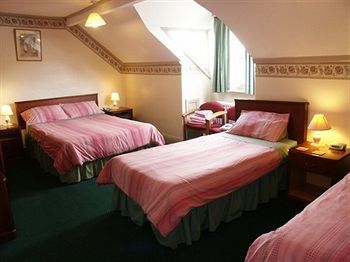 Victoria Inn Алстон Экстерьер фото
