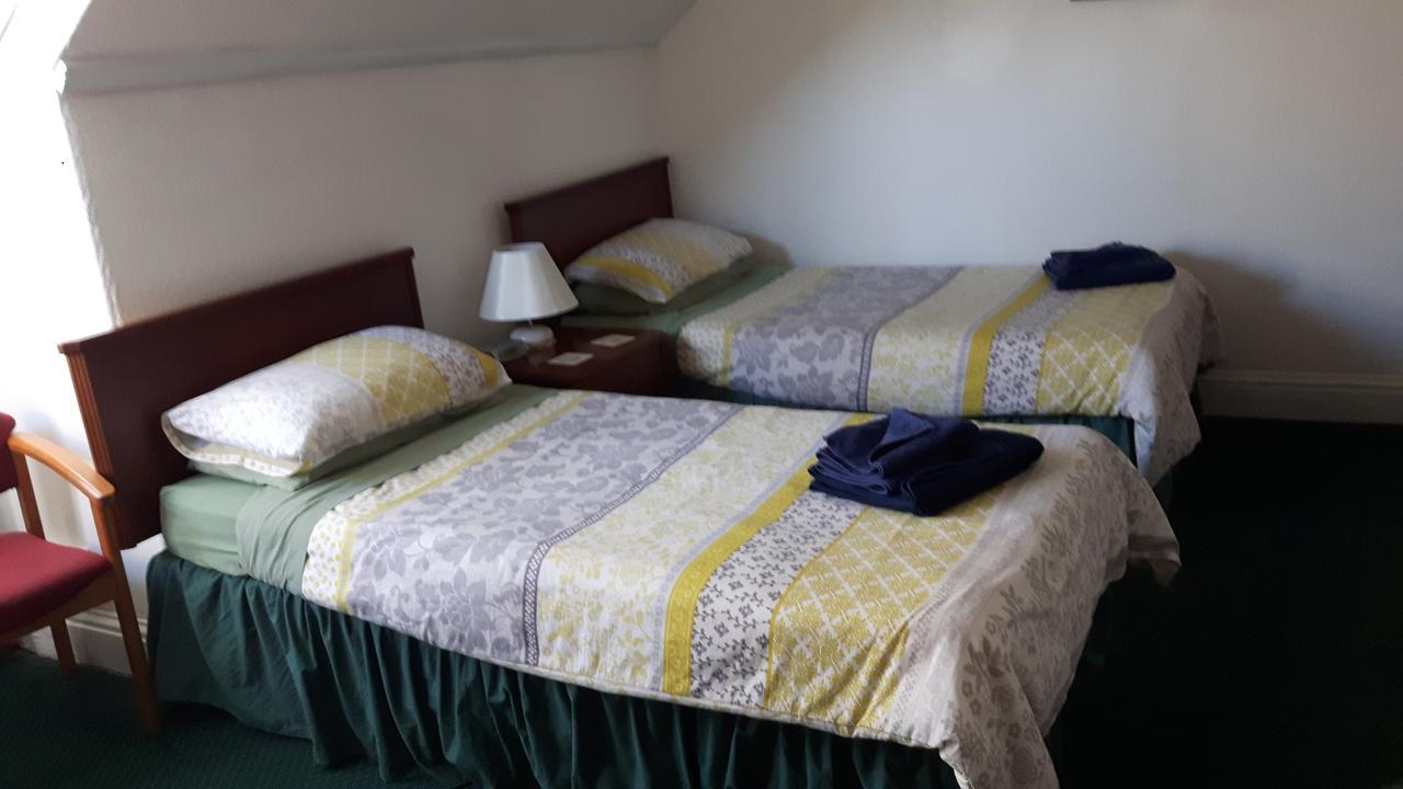 Victoria Inn Алстон Экстерьер фото